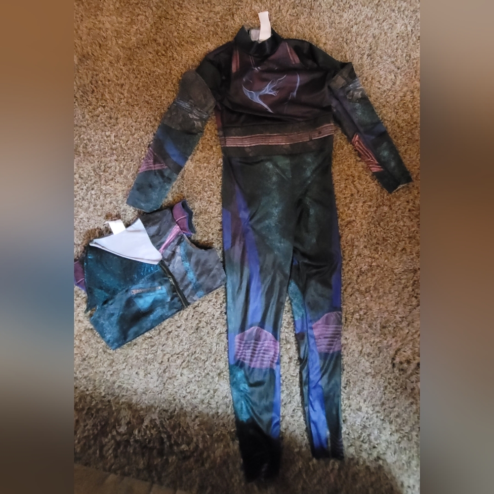 Descendants Mal Halloween Costume